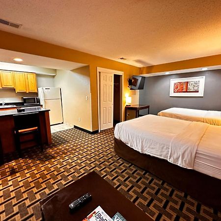 Hawthorn Extended Stay By Wyndham Wichita Exterior photo