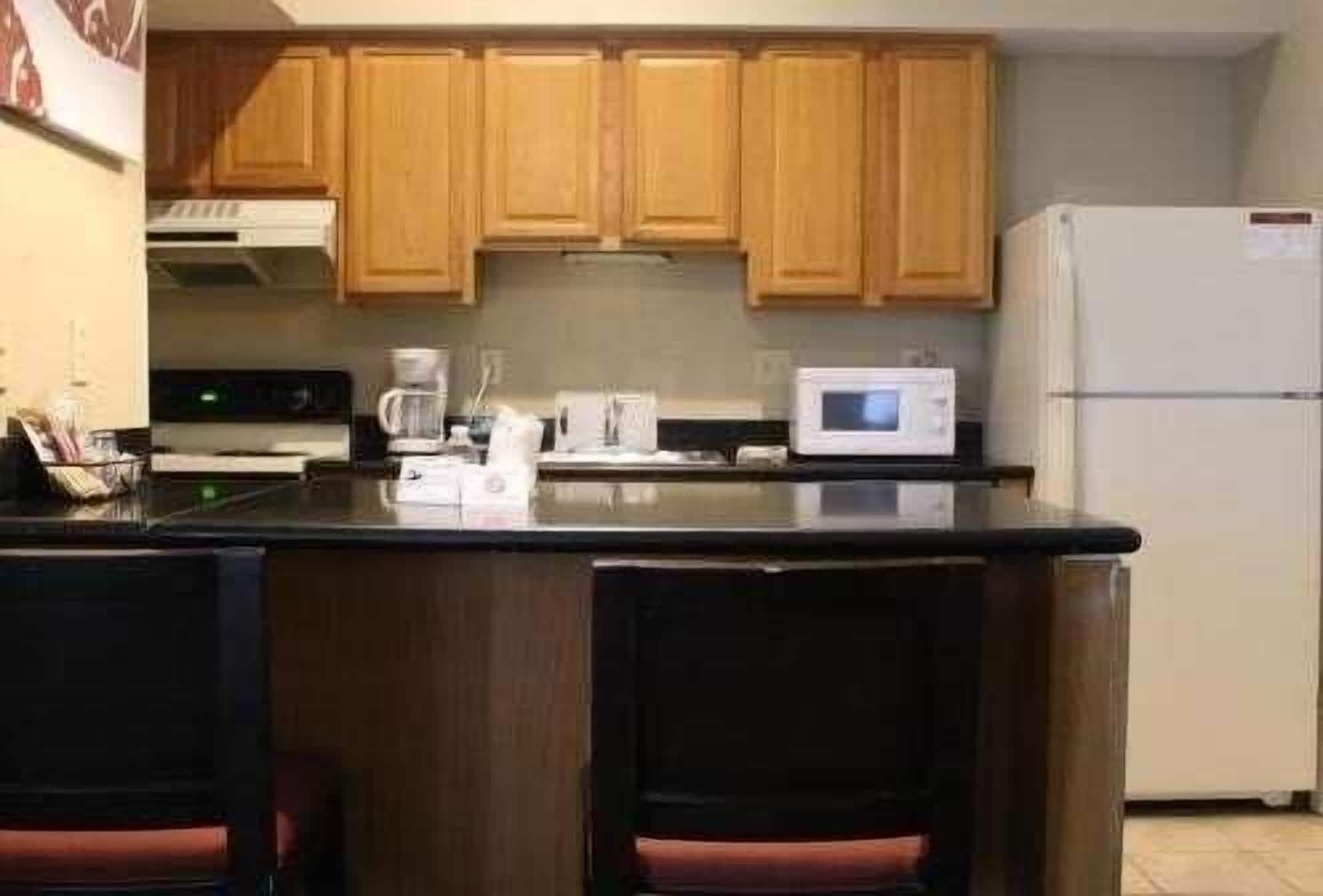 Hawthorn Extended Stay By Wyndham Wichita Exterior photo