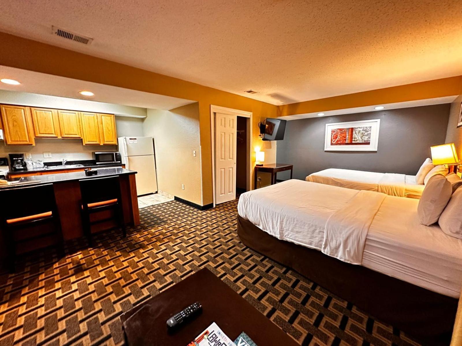 Hawthorn Extended Stay By Wyndham Wichita Exterior photo