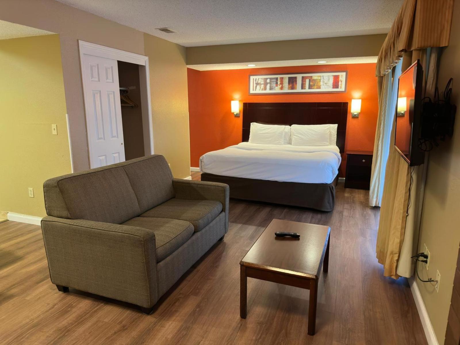 Hawthorn Extended Stay By Wyndham Wichita Exterior photo